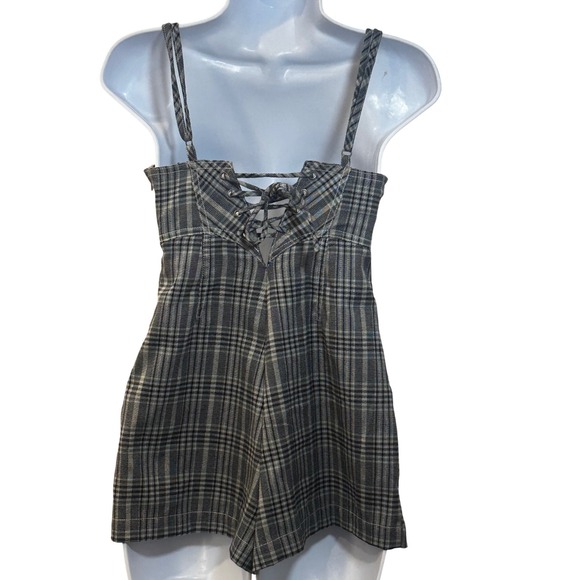 Urban‎ Outfitters Plaid Romper XS  Sleeveless Gray White Academia School Girl - Picture 2 of 14
